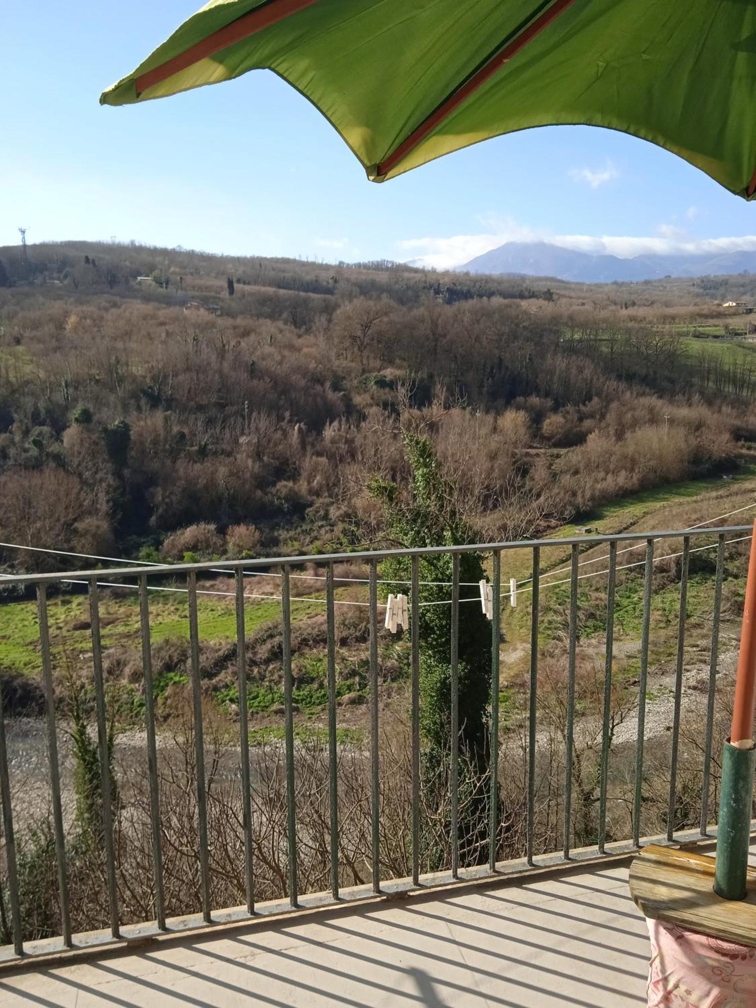 Casa Di Paola A Tufo *